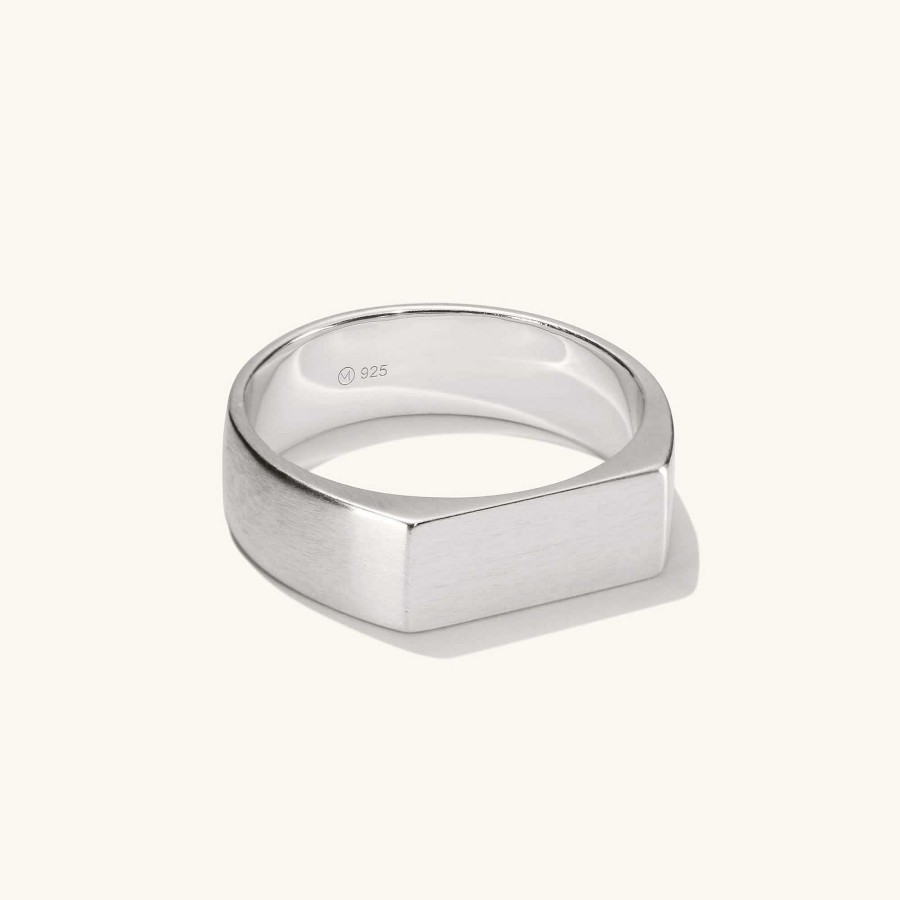 Rings | Mejuri Slim Rectangular Signet Ring