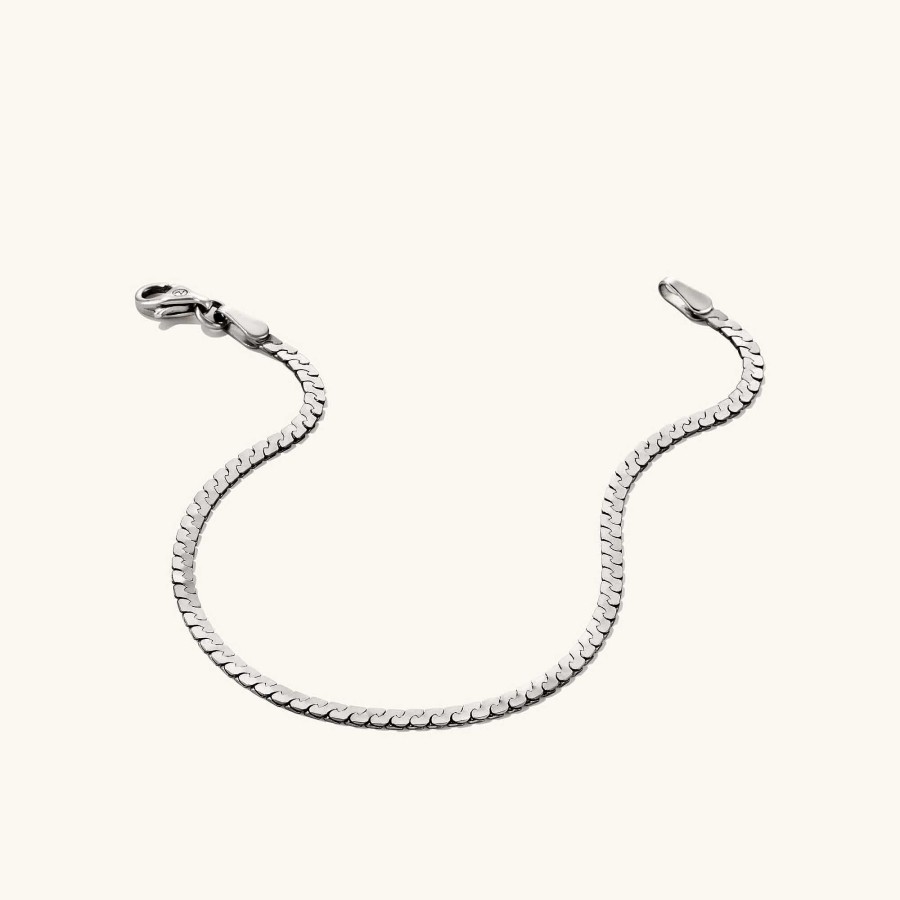 Bracelets | Mejuri Serpentine Chain Bracelet