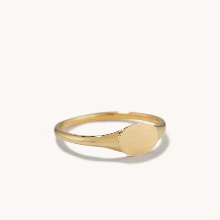 Rings | Mejuri Signet Ring